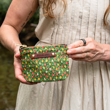 Saver Pouch with 1960s Cotton: Katerina