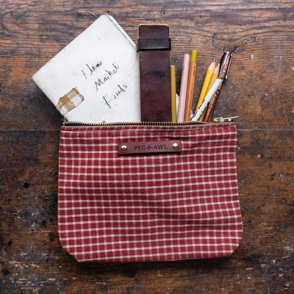 Keeper Pouch with 1980s Vintage Textile: Leidi