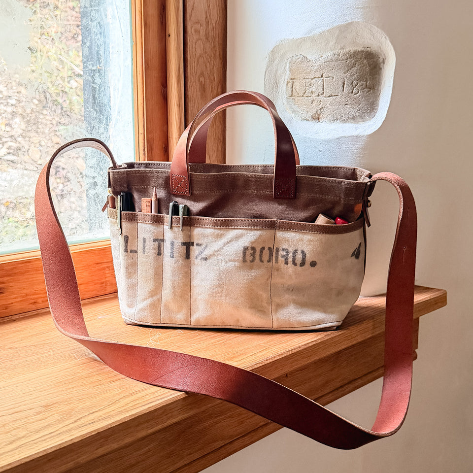 Tove Artist Tote with Newspaper Bag (Lititz)