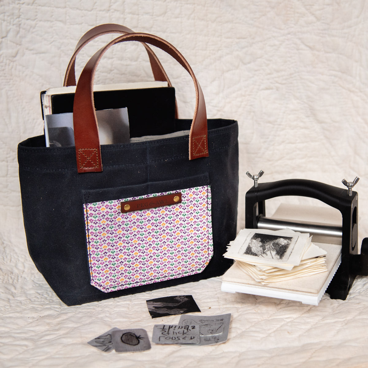 Pipit Tote with 1930s Scrap Bundles: Noa