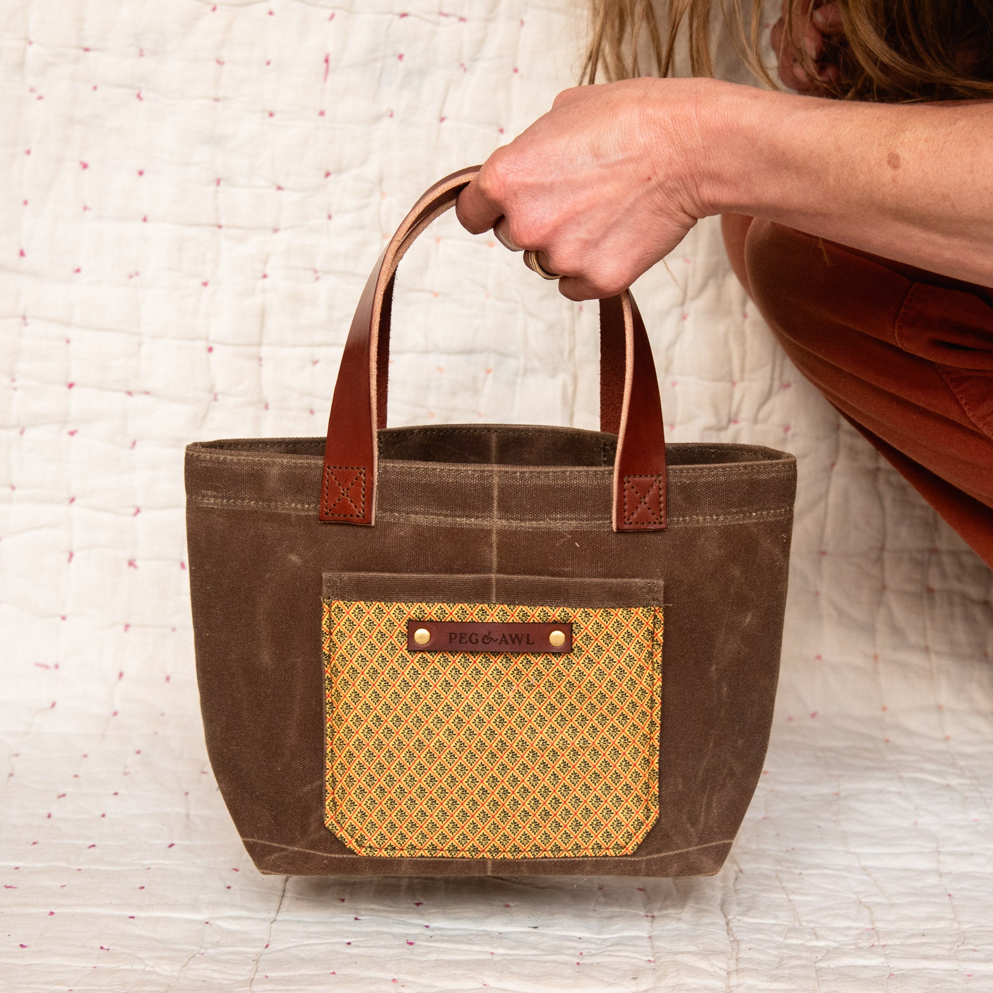 Pipit Tote with Early 1900s Textile: Penelope