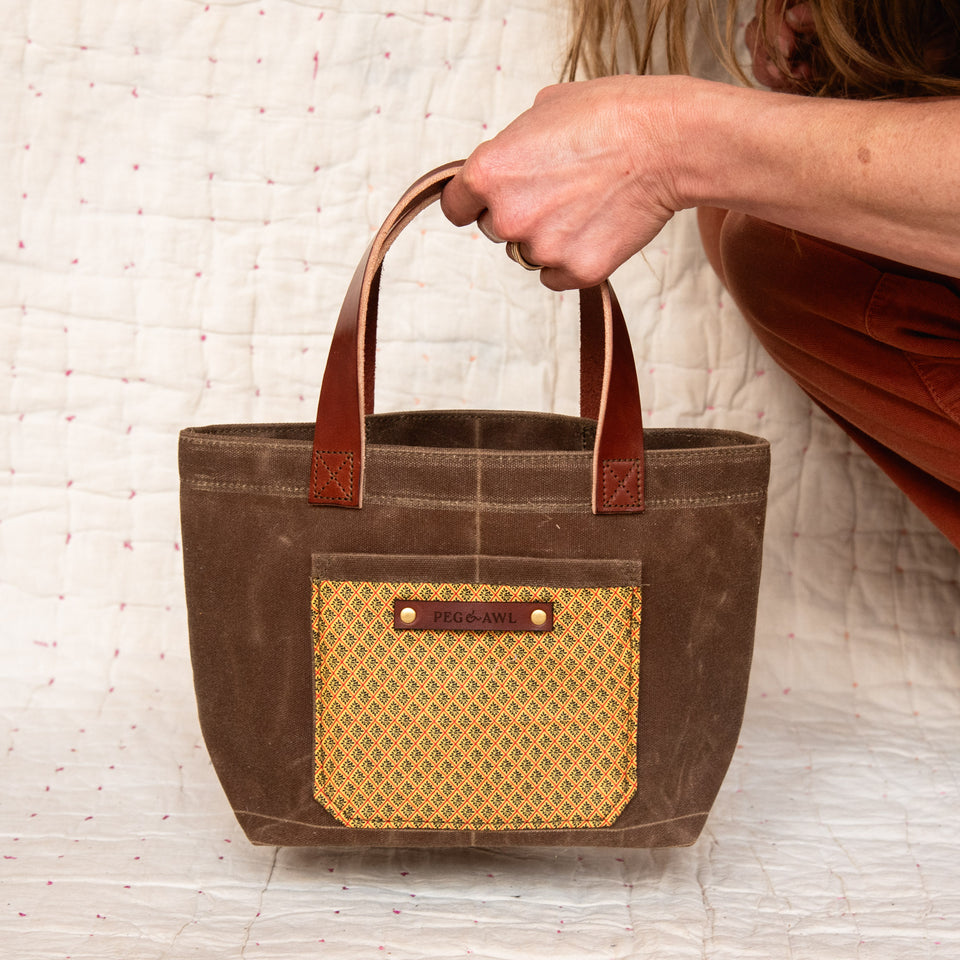Pipit Tote with Early 1900s Textile: Penelope
