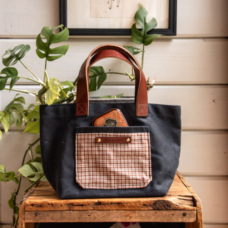 Pipit Tote with Late 1800s – Early 1900s Class Brown Woven Cotton: Juliette