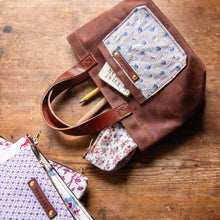 Pipit Tote with 1930s Scrap Bundles: Agnes