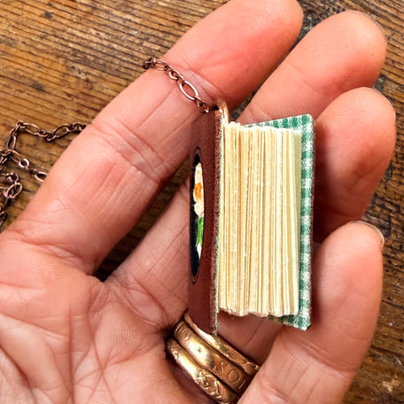 Large Book Necklace with Mid-Century Bedding: Agnes