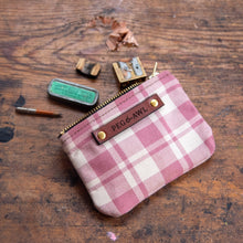 Spender Pouch with 1980s Cotton Fabric: Anders