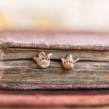 Foundlings Earrings: Opal (Flower)