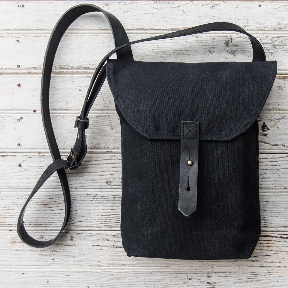 The Hunter Satchel