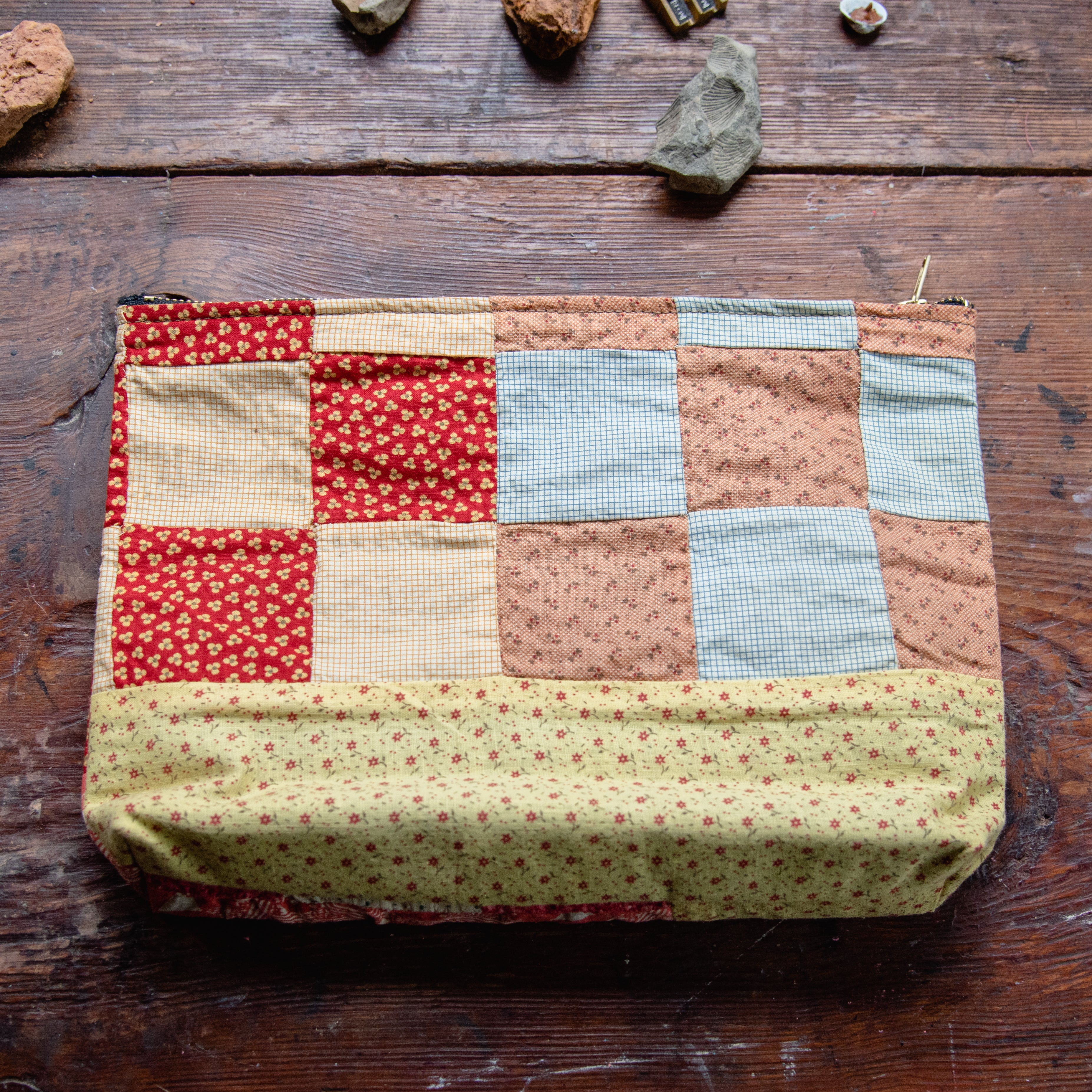 Maker Pouch with Late 1800s Quilt: Amelia No. 2